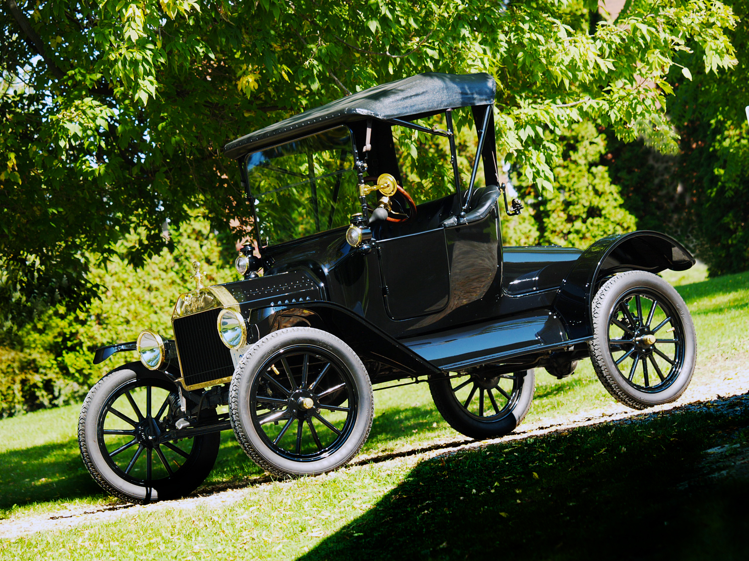 1914 ford model t car