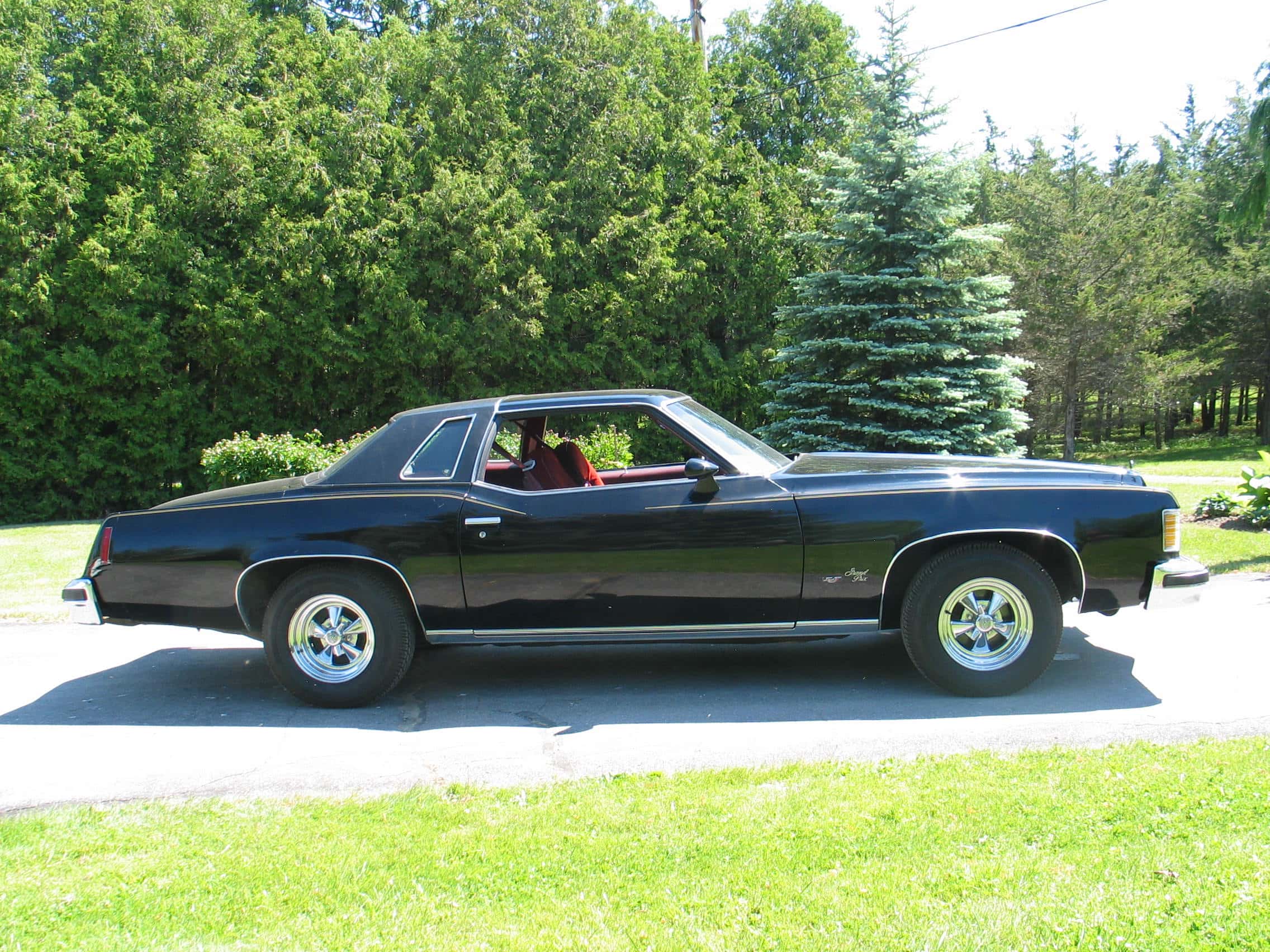 One Owner: 1976 Pontiac Grand Prix LJ – Norm Mort – NORTH AMERICAN MOTORS